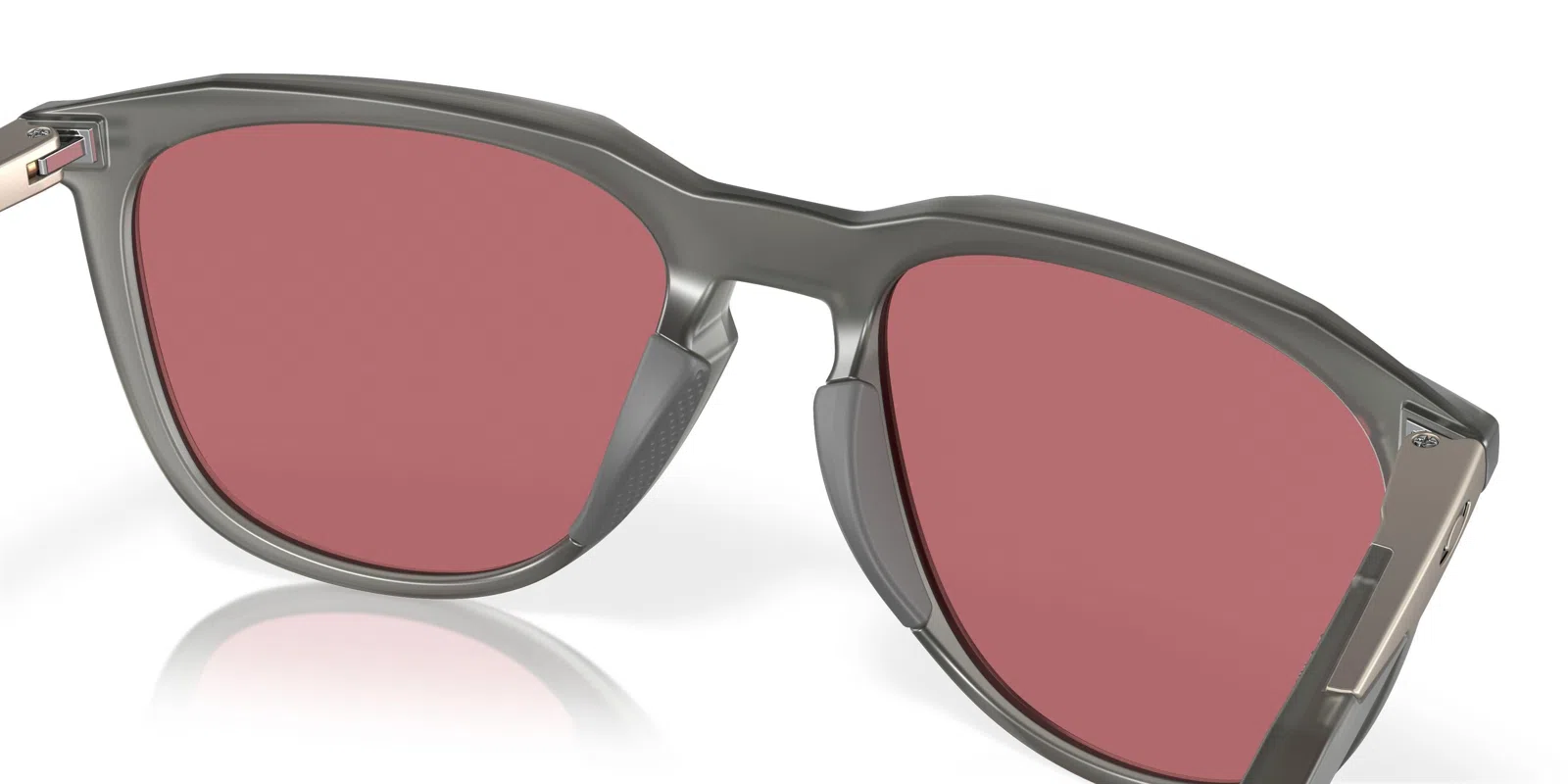Oakley Thurso 9286 Sunglasses - view 56